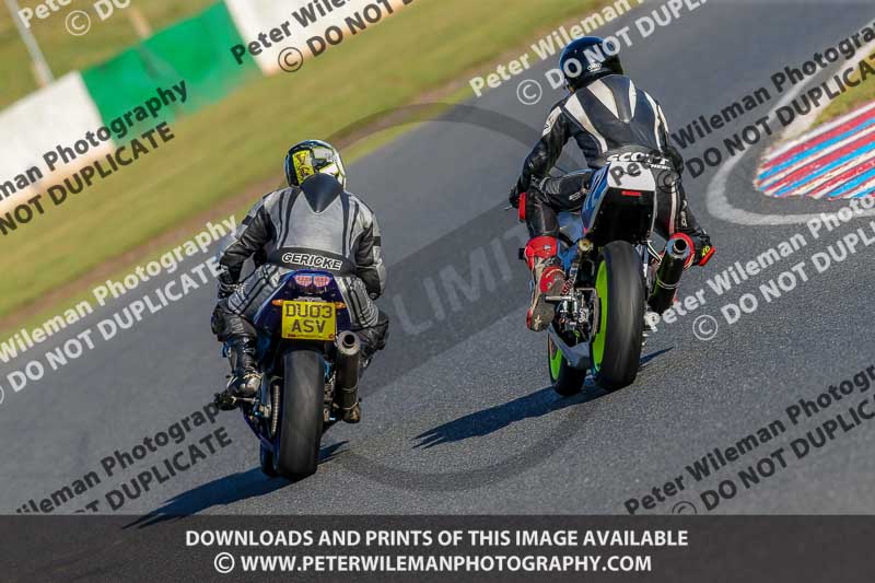 PJM Wedding Photography;enduro digital images;event digital images;eventdigitalimages;mallory park;mallory park photographs;mallory park trackday;mallory park trackday photographs;no limits trackdays;peter wileman photography;racing digital images;trackday digital images;trackday photos